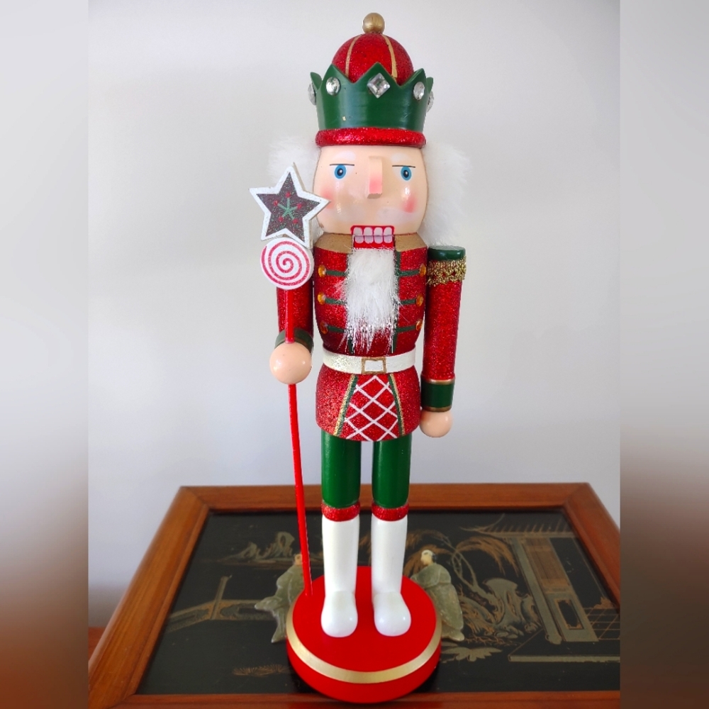 Holiday Lane Glitter Candy Nutcracker